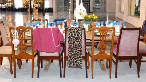 Sue Ryder Table set without guests