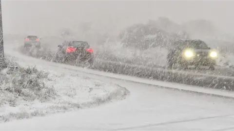 Weather Ice warning forecast for Northern Ireland until Saturday