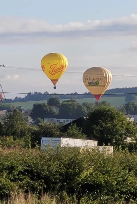 Gary Thomson Strathaven Balloon Festival