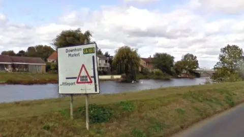 A road sign on Branch Bank, by Littleport, Cambridgeshire