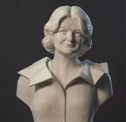 Stirling District Tourism The bust of Maggie Keswick Jencks