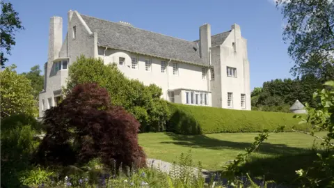 Brian & Nina Chapple The Hill House was completed in 1904