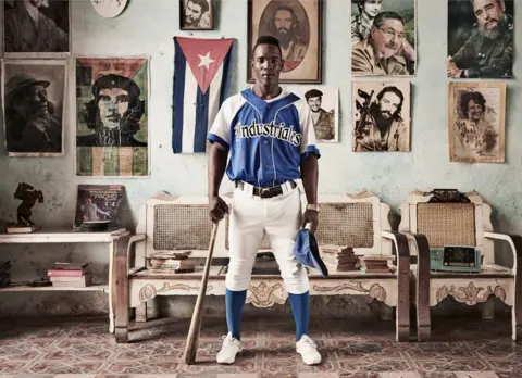 Katinka Herbert Yoasan Guillen, a Cuban baseball player