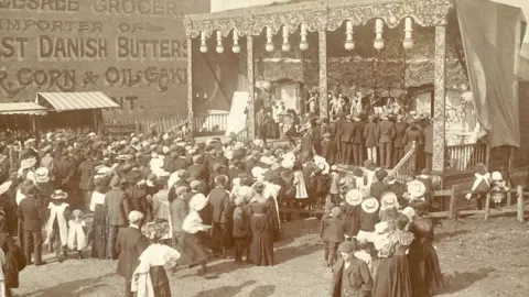 Heritage Images Proctor's Bioscope