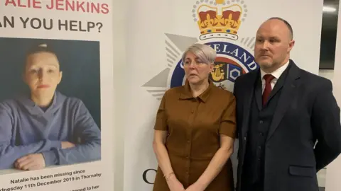 Cleveland Police Natalie Jenkins' mother Sylvia, with DCI Mark Dimelow