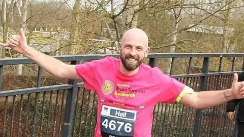 Brain Tumour Research  Runner Ross Paterson