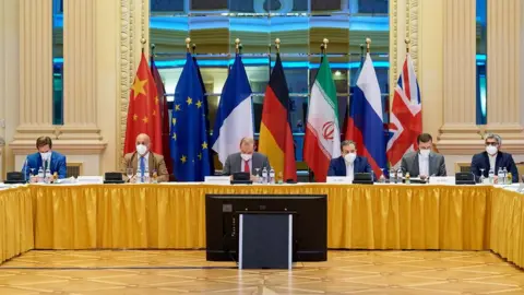 European Powers Warn Iran Over Enriched Uranium Metal Production