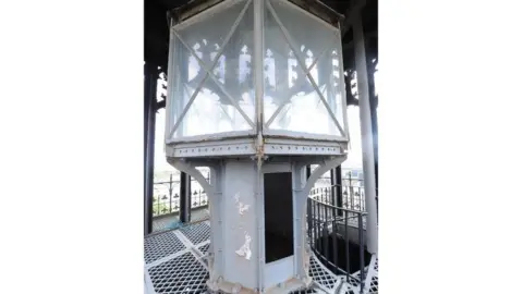  UK Parliament/Jessica Taylor Ayrton Light