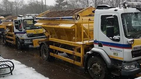 Herts Highways Hertfordshire gritters