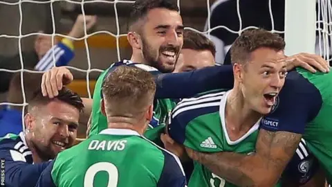 Press Eye Northern Ireland celebrate Jonny Evans' goal