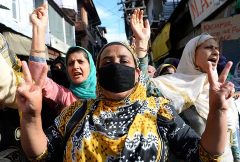 Getty Images Kashmiri muslims shout anti-India slogans during a protest in Srinagar on August 26, 2016.