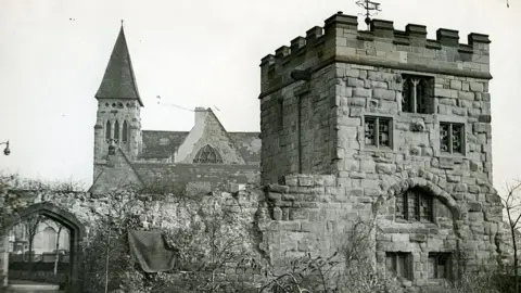 Getty Images Picture of Swanswell Gate from 1945