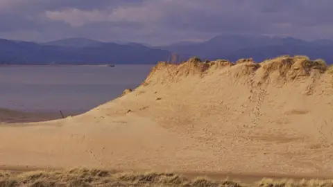 Peter Wakely/Natural England Sand dunes