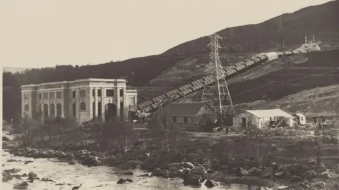 SSE Renewables Archive Tummel Bridge power station in the 1930s