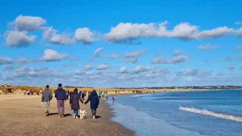 Penny Wade WEDNESDAY - Studland