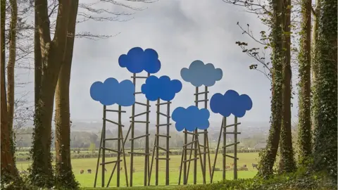 BARNEY HINDLE Olaf Breuning’s installation, Clouds, Copyright: Cass Sculpture Foundation and Olaf Breuning.
