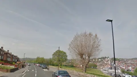 Google Part of Earl Marshal Road