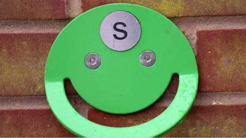 ERYC Close up of one of the stops