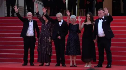 Ken Loach, Dave Turner and the team on the red carpet