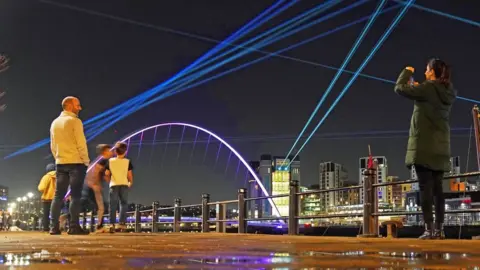 PA Media Laser display