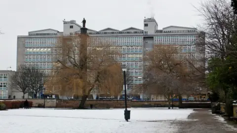 Bernard Sharp / Geograph Hull College