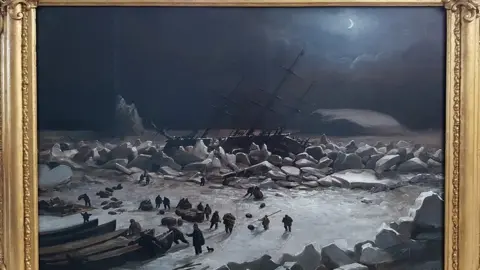 Hull Maritime Diana gripped on the ice after