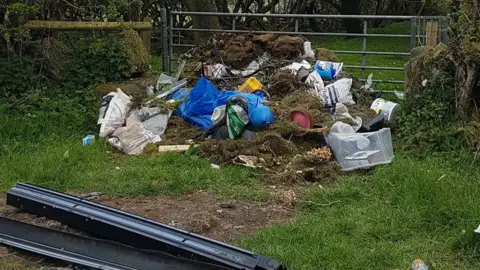 CARWYN THOMAS Fly-tipping