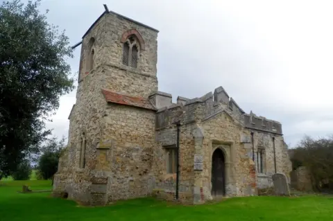 Geograph/Bikeboy St Mary Magdalene's in Caldecote, Hertfordshire