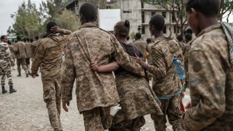 Getty Images Ethiopian soldiers captured by Tigray, July 2021