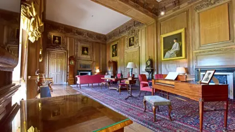 National Trust/Anthony Chappel-Ross Drawing room