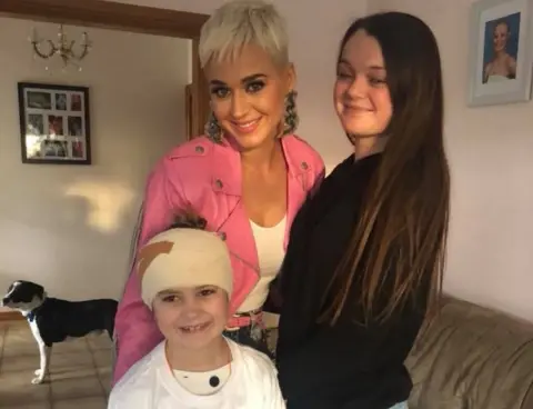 Tiana Moores Katy, Grace and Tiana