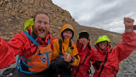 West Hansen Mark and his team mates