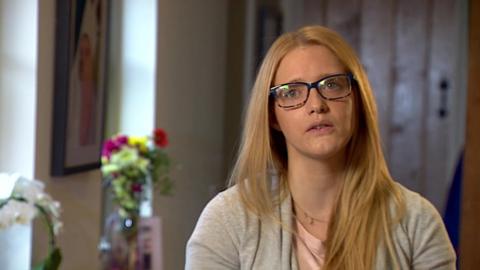 Unemployment rate hits highest level in three years - BBC News