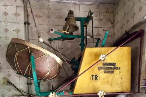 Thirunavukkarasu Viswanathan electrically operated drum