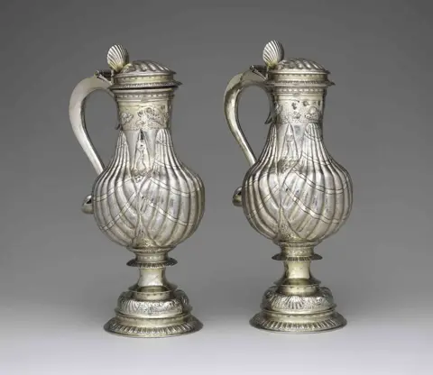 Metropolitan Museum of Art Silver-gilt flagons