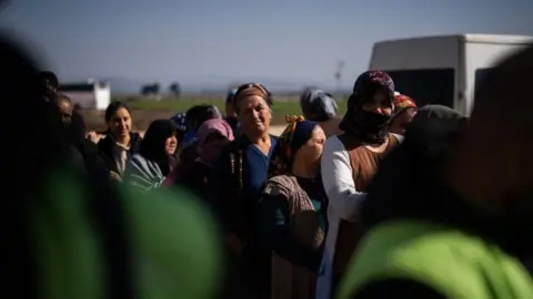 Junaid Butt  People receiving aid