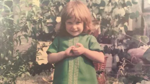 JENI HAYNES Jeni Haynes, aged four