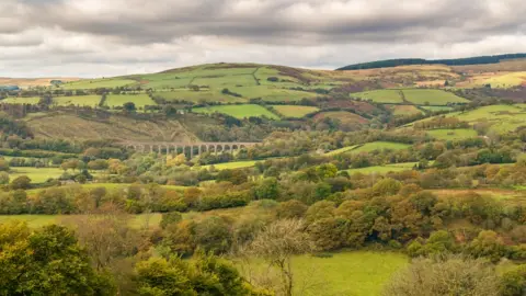 Getty Images Cynnghordy viaduct