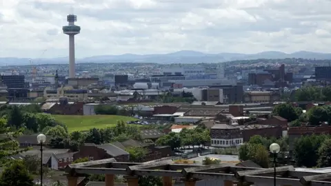 Mike Pennington/Geograph Liverpool from Everton Brow