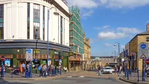 Mike Smith/Geograph Kirkgate