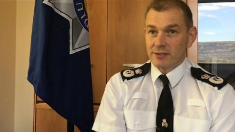 chief farrar gwent constable retire