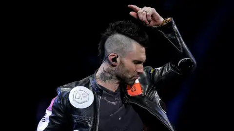 Imágenes falsasAdam Levine