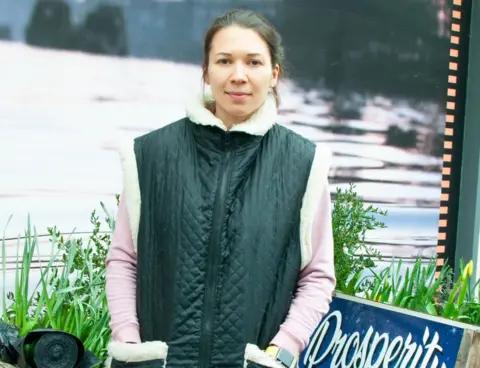 Tricia de Courcy Ling Maria Kurianova