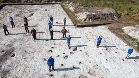 Harvey Mills Excavation at Dunch Hill, near Tidworth, Wiltshire