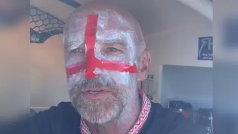 Row Sentinel/Ian Rivers Ian Rivers