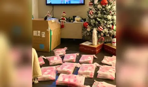 Chloe Eggerton Flossy Tools stock