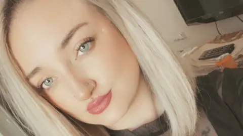 Sommer Tebenham Sommer Tebenham