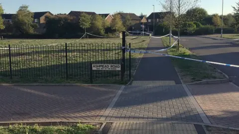 South Beds News The police cordon at Ashmead Road, Bedford