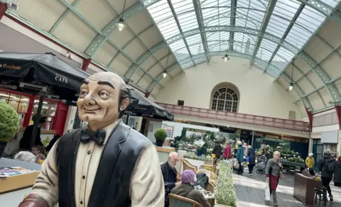 Daniel Holland/LDRS Inside the Grainger Market