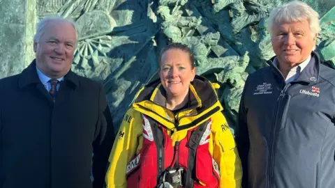 Mark Dowie (left), Emily Heaton, and Allan Corlett (right)